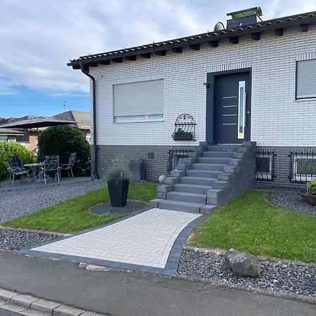 Ferienwohnung Steinstrass Naehe Nuerburgring Kelberg Exterior foto